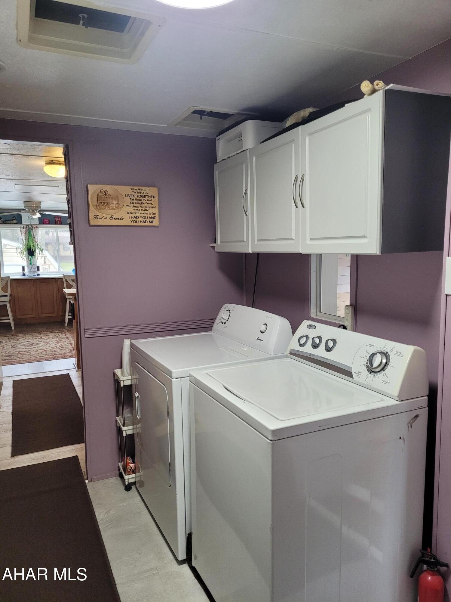 Glendale Yearound - Residential