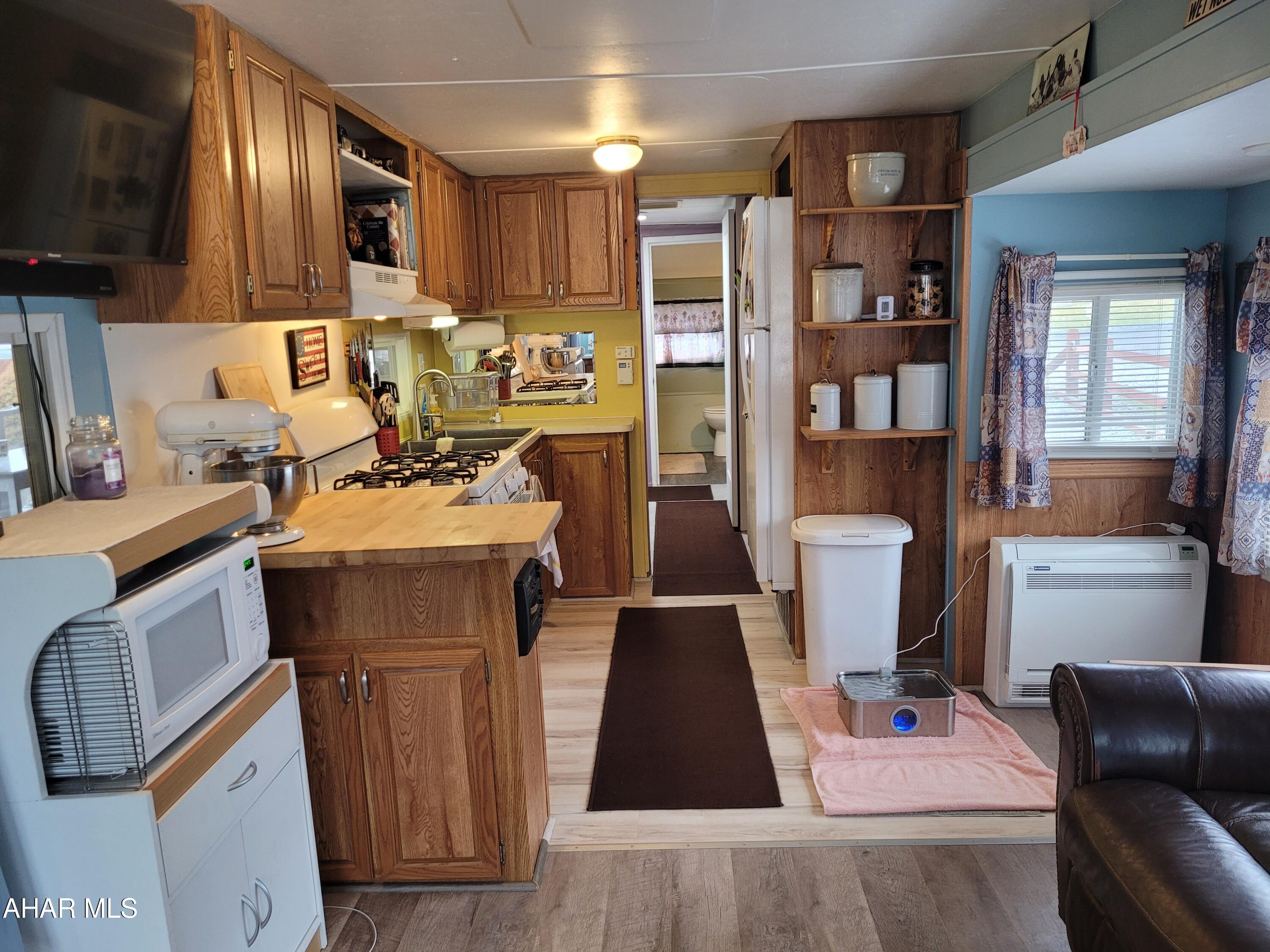 Glendale Yearound - Residential