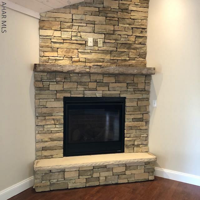 Church Hill Manor - Residential