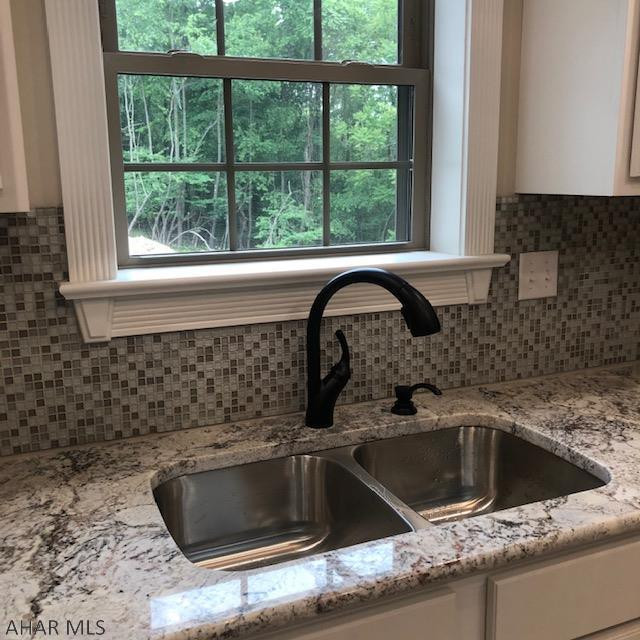 Church Hill Manor - Residential