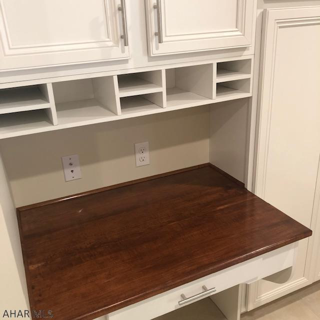 Church Hill Manor - Residential