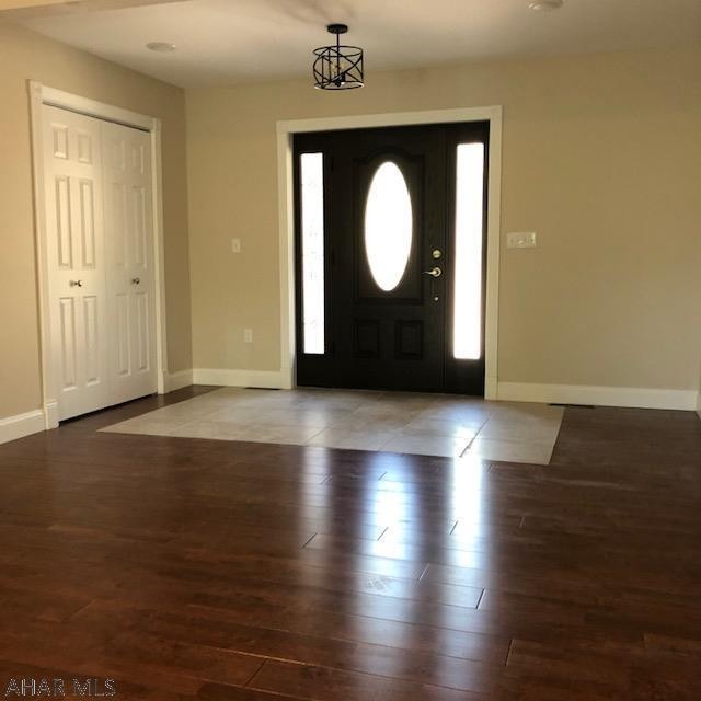 Church Hill Manor - Residential