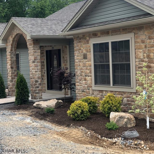 Church Hill Manor - Residential