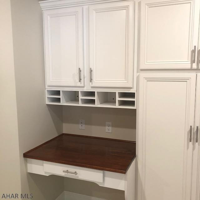 Church Hill Manor - Residential