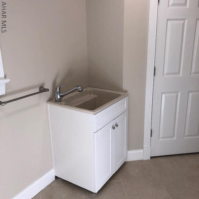 Church Hill Manor - Residential