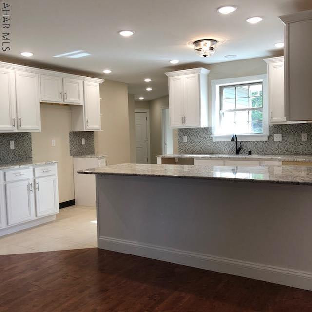 Church Hill Manor - Residential