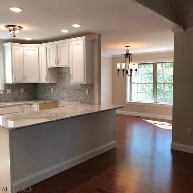 Church Hill Manor - Residential