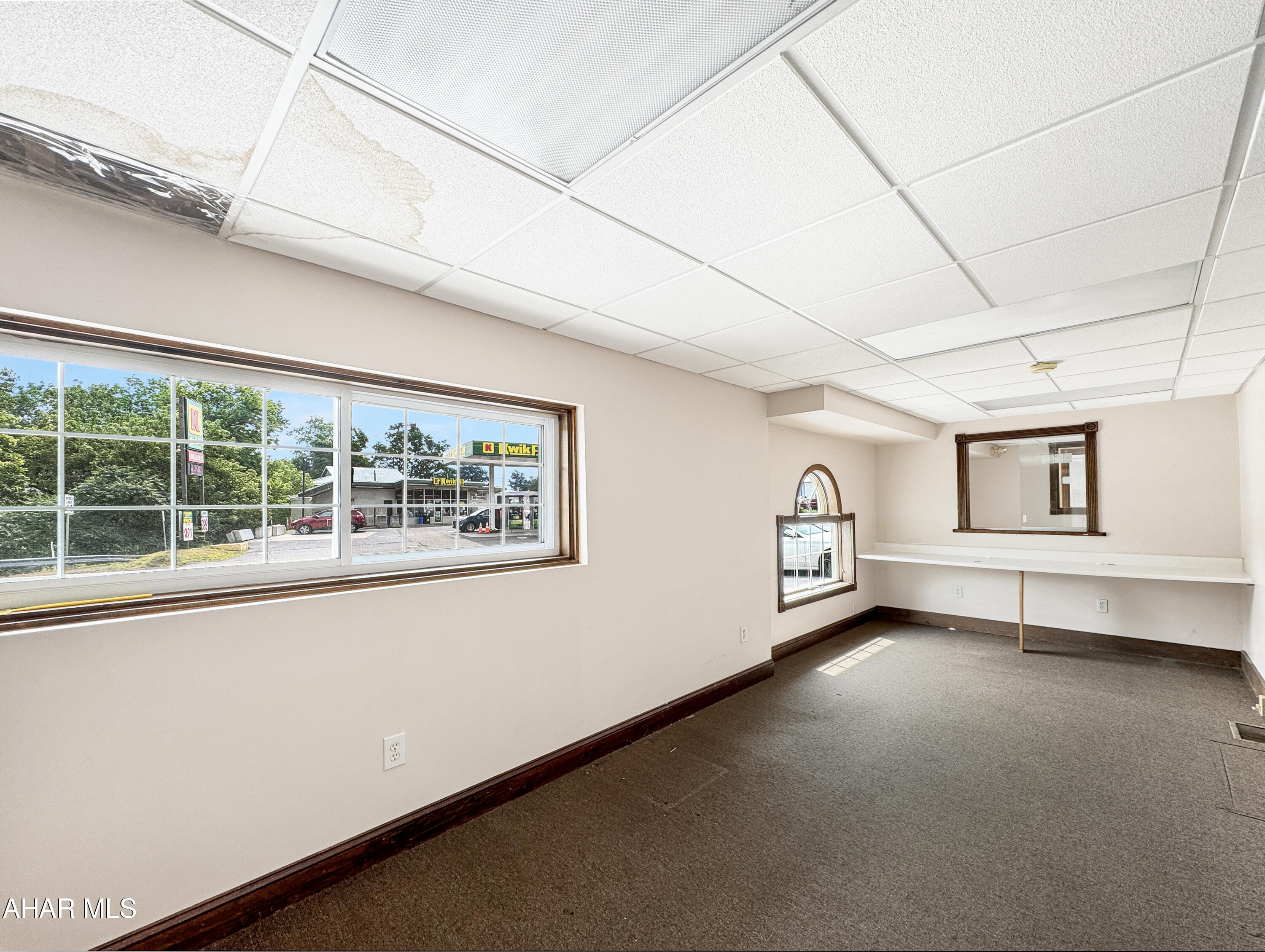 None - Commercial Lease