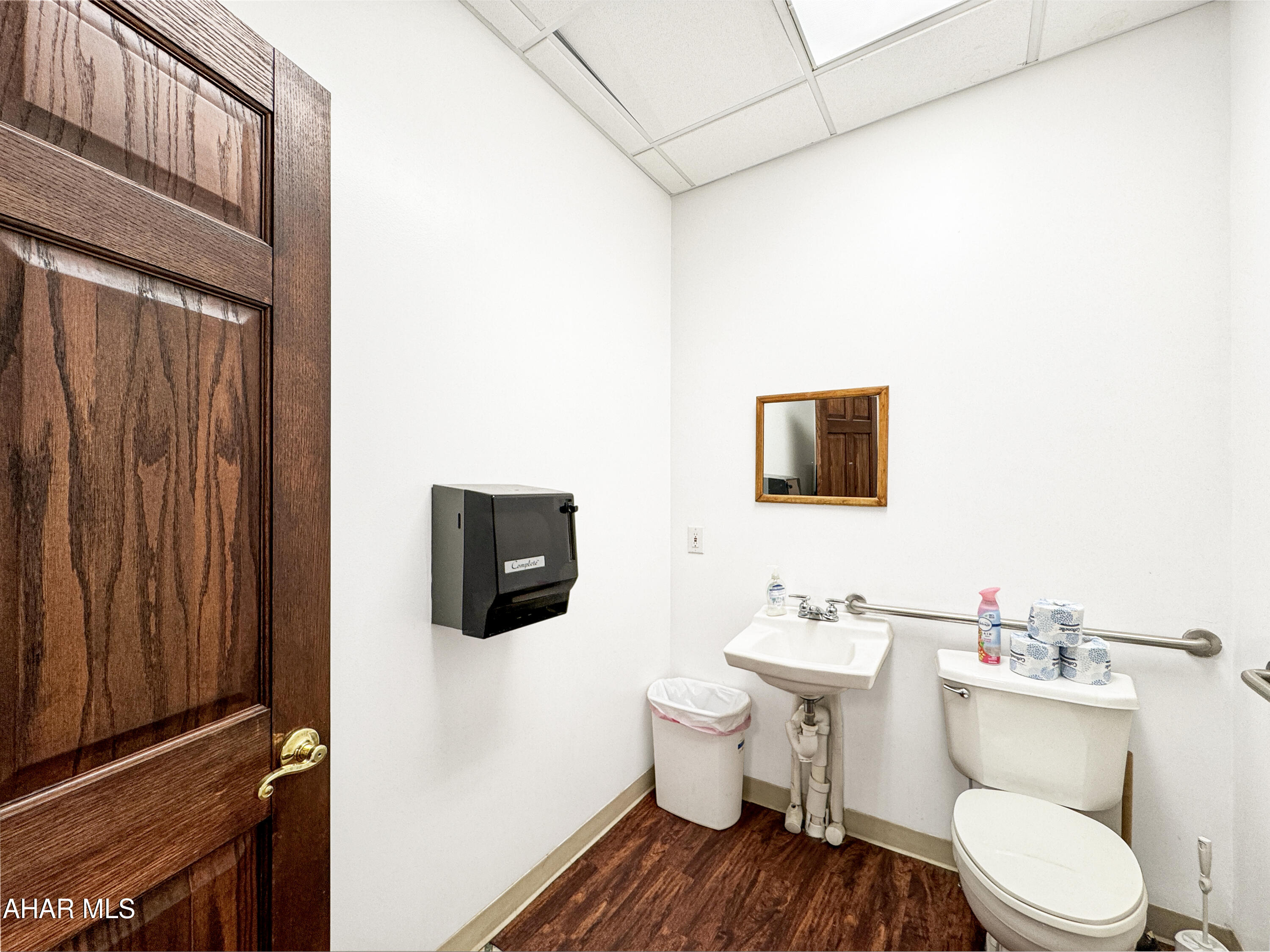 None - Commercial Lease