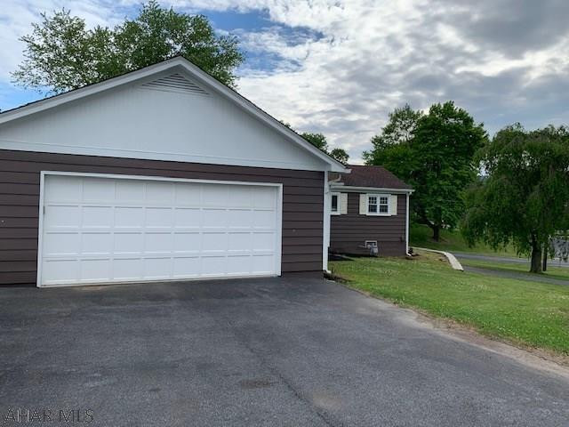 Meadowbrook Terrace - Residential