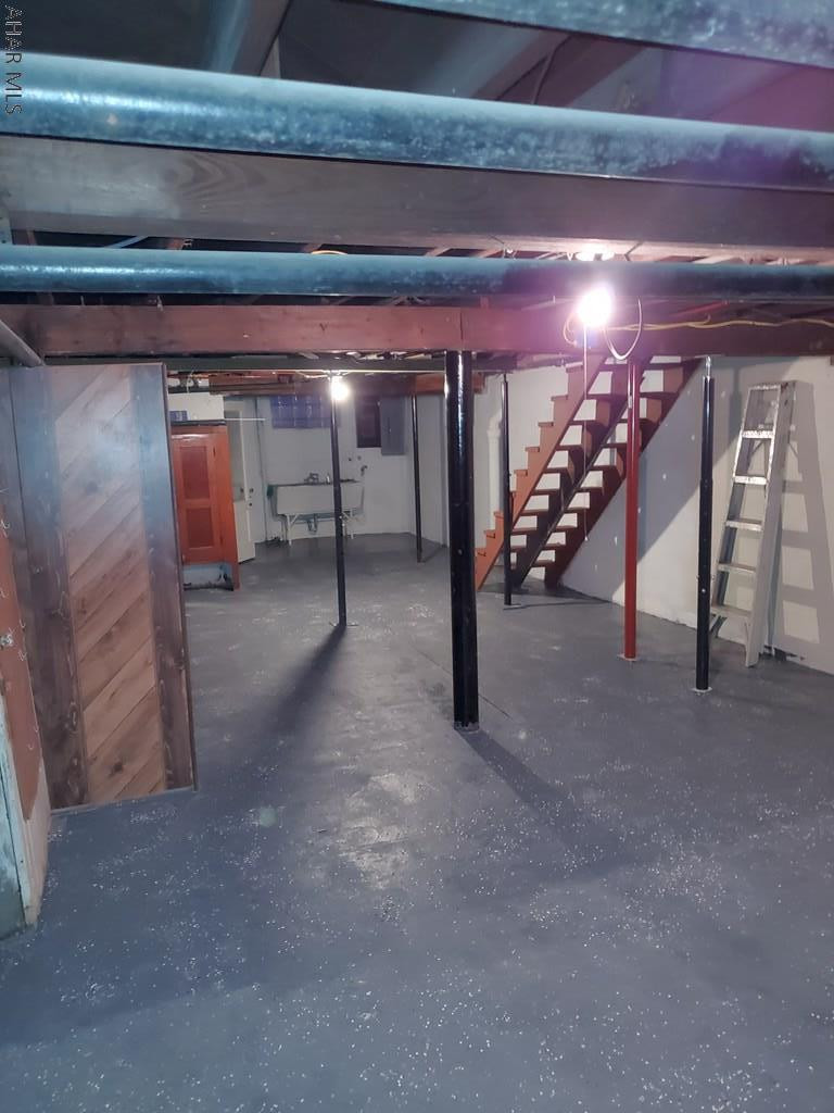 Unknown - Residential