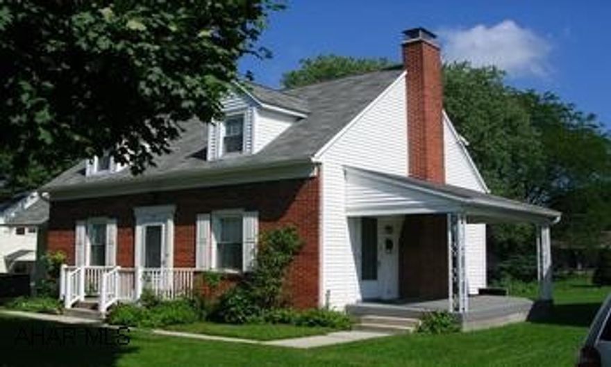 CHARMING CAPE COD WITH 3 BEDROOMS AND 1 BATH IN THE BOROUGH. LOVELY LEVEL LOT. CHARMING CAPE COD WITH 3 BEDROOMS & 1 BATH IN THE BOROUGH. LOVELY LEVEL LOT.