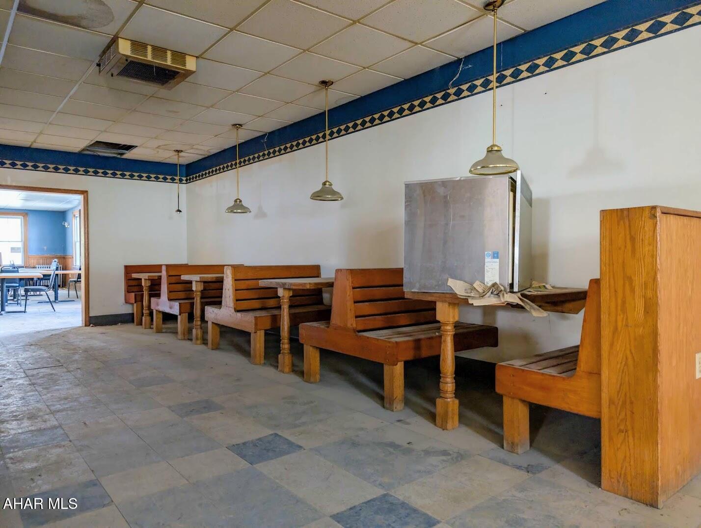 Unknown - Commercial Sale