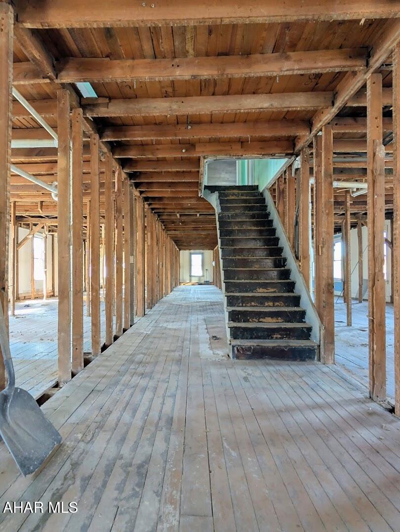 Unknown - Commercial Sale