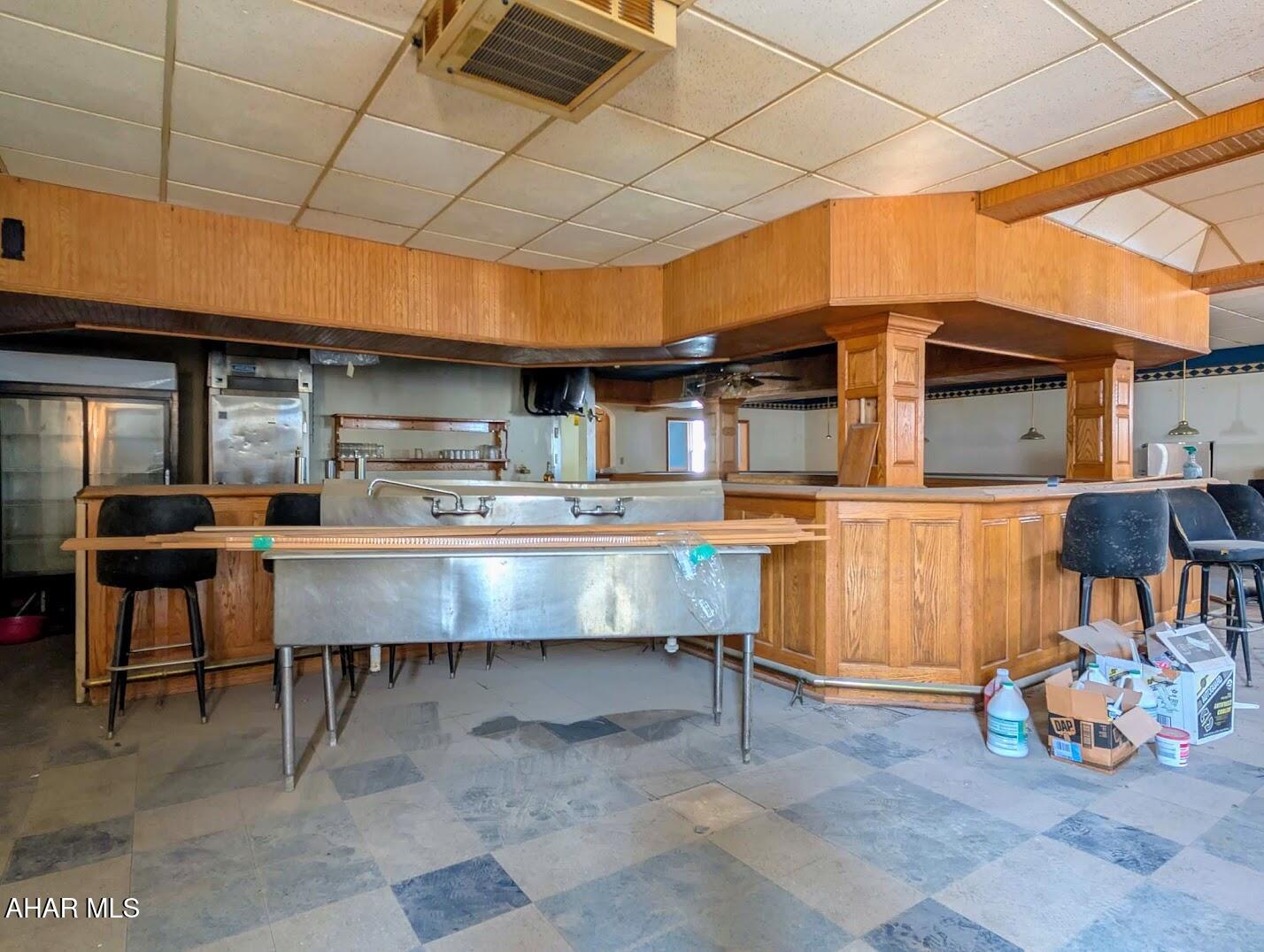 Unknown - Commercial Sale