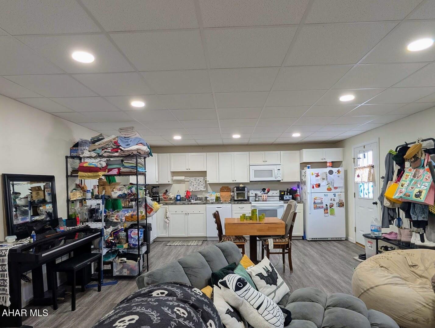 Unknown - Commercial Sale