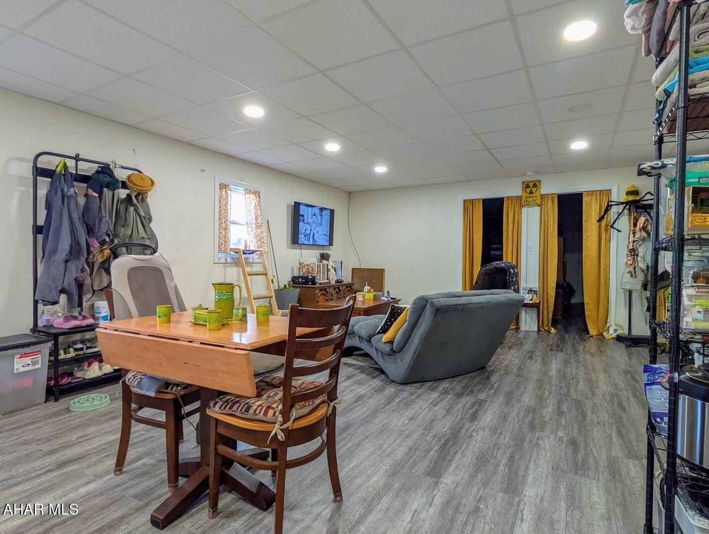 Unknown - Commercial Sale