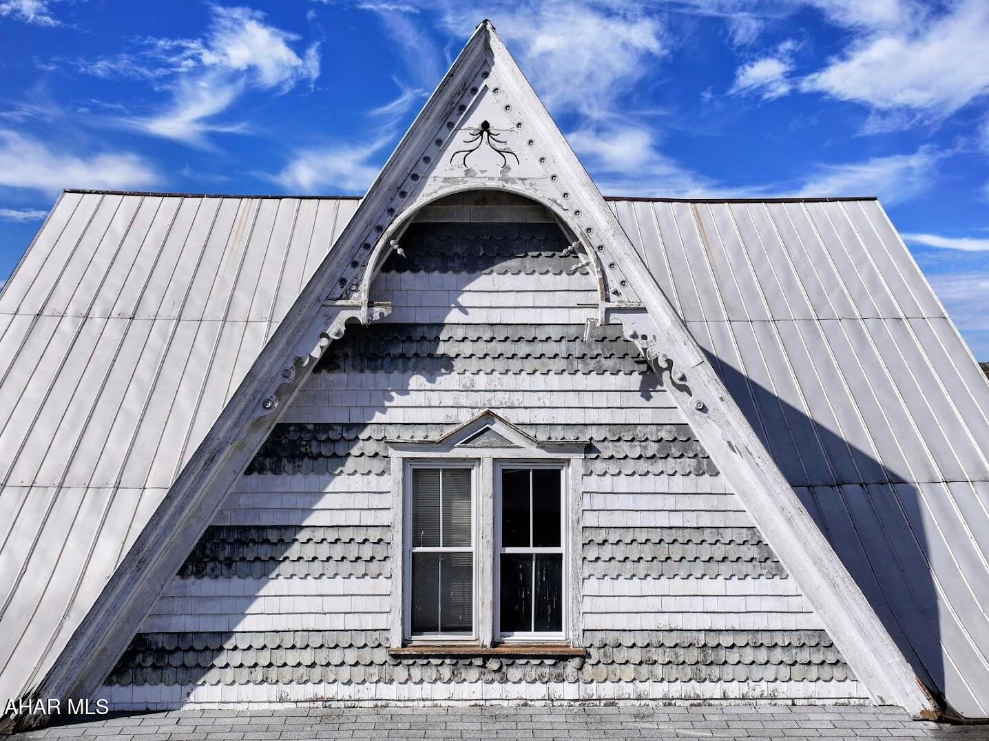 Unknown - Commercial Sale