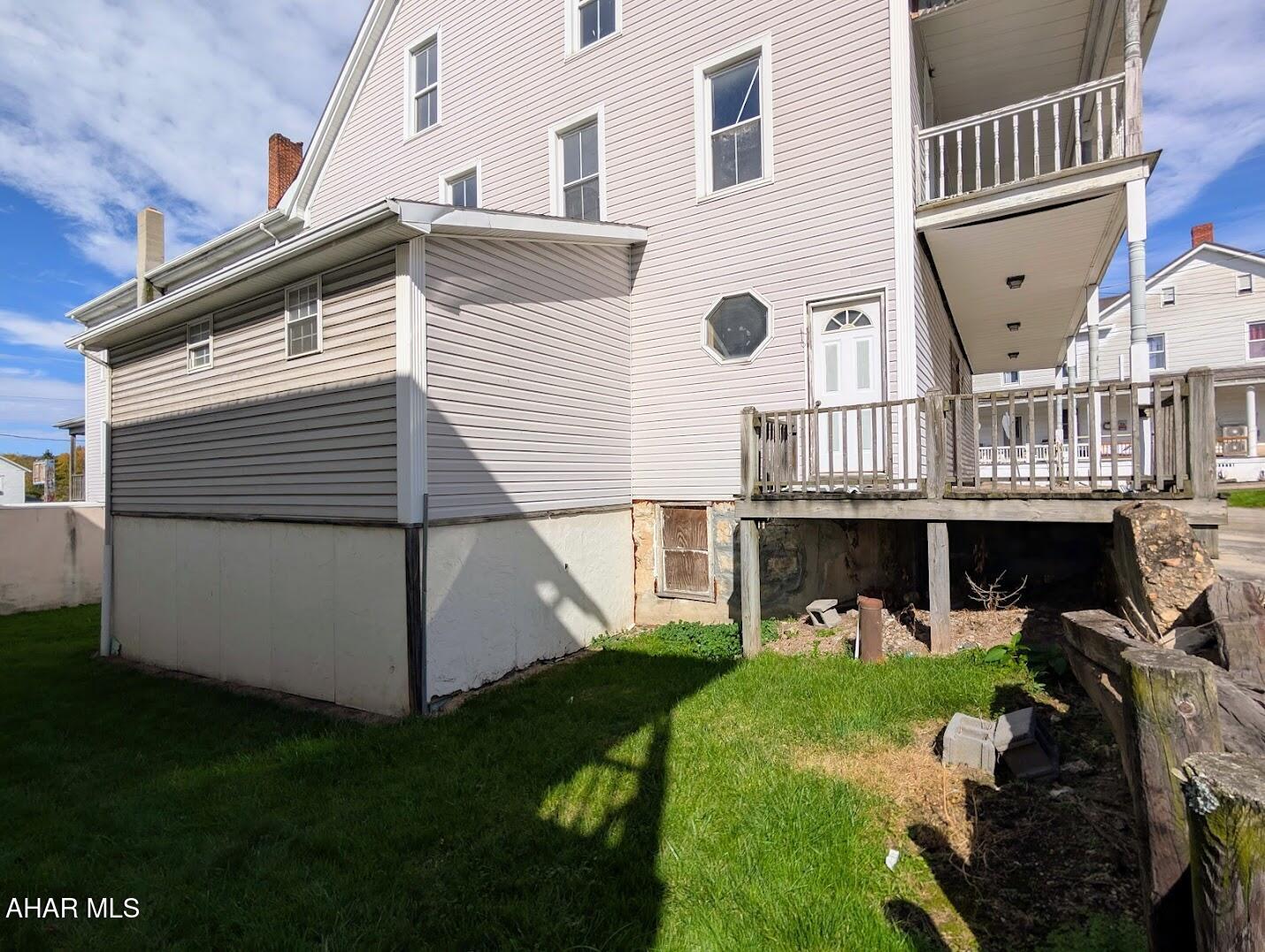 Unknown - Commercial Sale