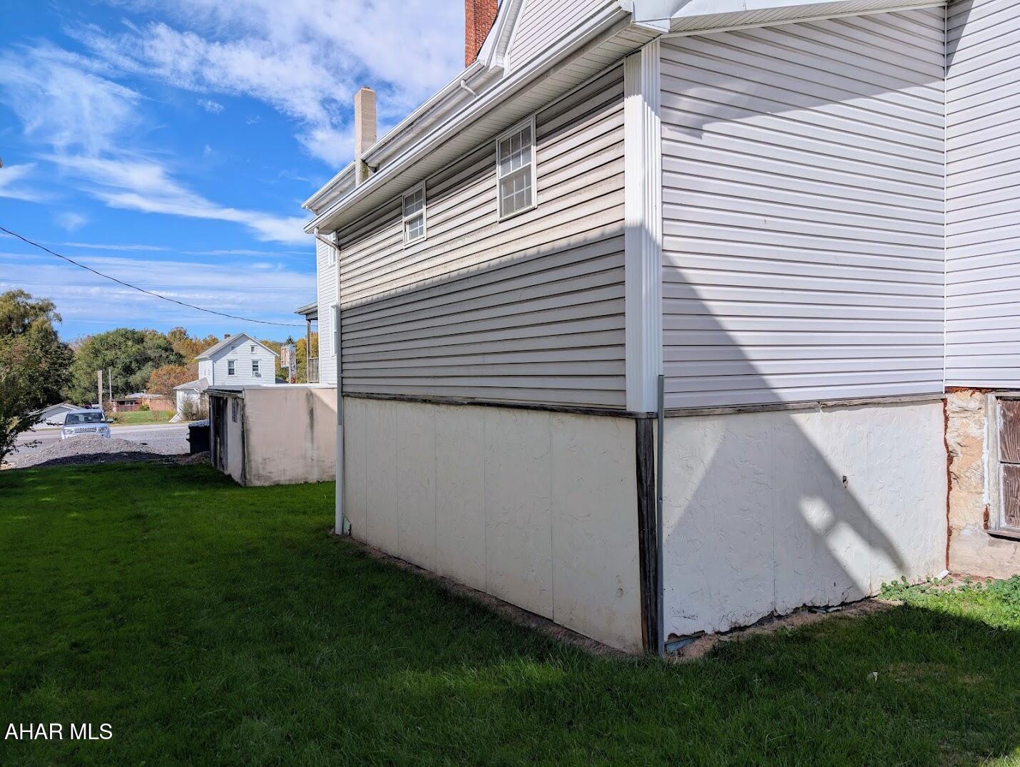 Unknown - Commercial Sale