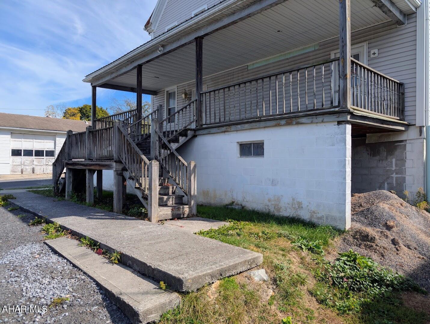 Unknown - Commercial Sale