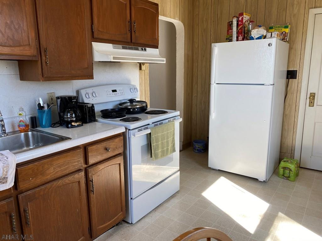 Unknown - Residential