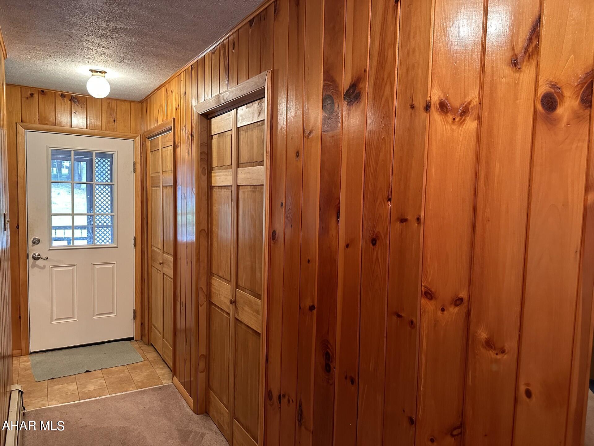 Glendale Yearound - Residential