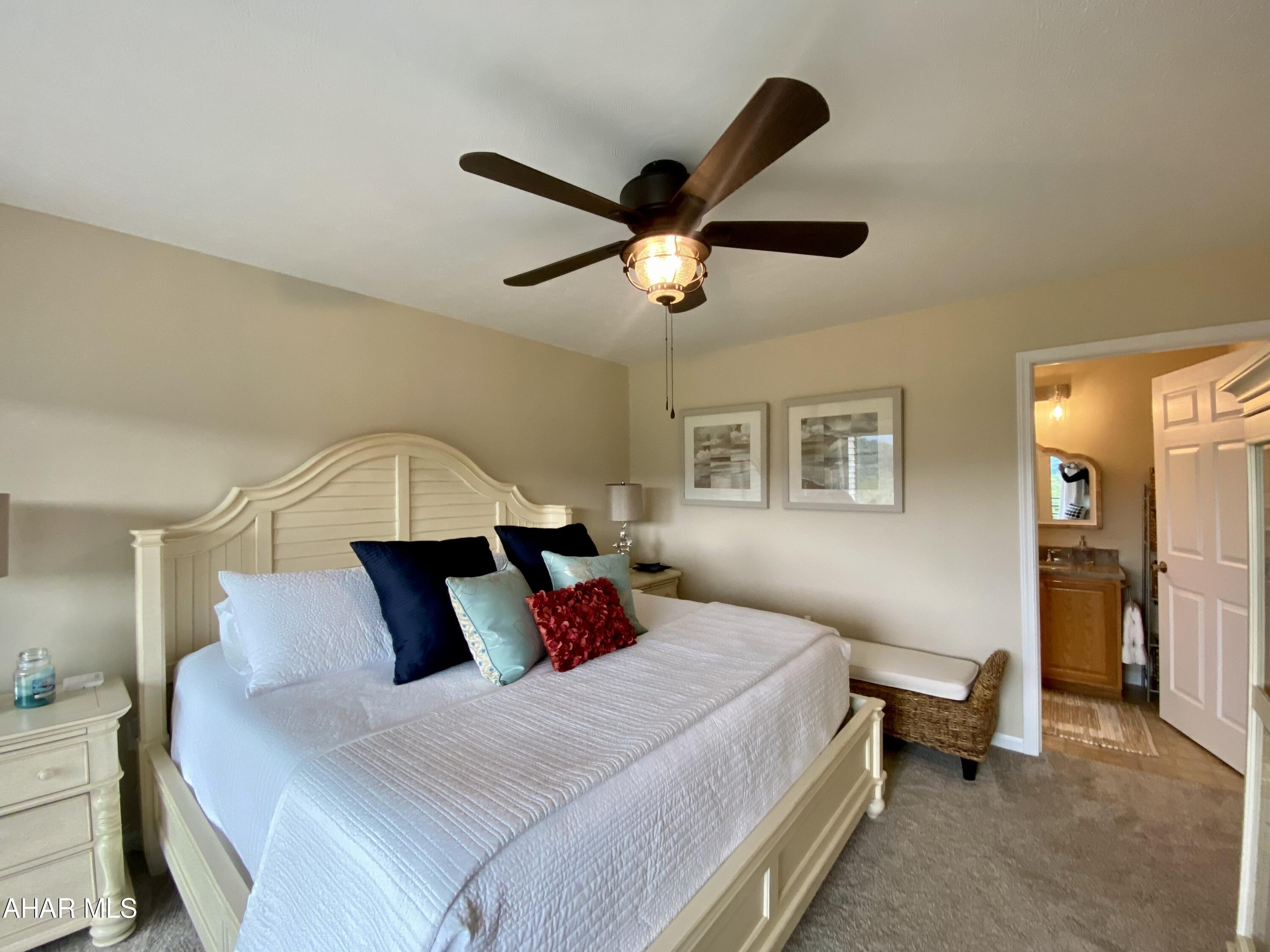 Canoe Creek - Residential