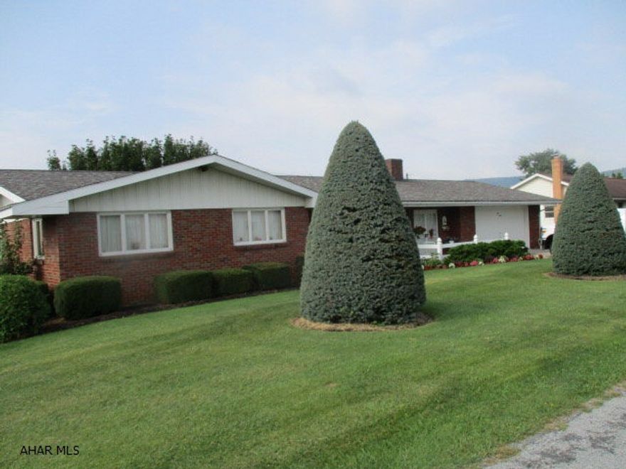 Brick rancher in Spring Cove School District.  You can move in tomorrow.  3 bedrooms, 2 bath, living room, family room with fireplace all on 1 floor.