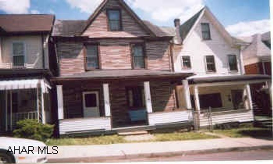 2 1/2 story, 3BR & finished attic. Kitchen, dining room, 1BA, walk out basement full. 2 1/2 story, 3BR & finished attic. Kitchen, dining room, 1BA, walk out basement full.