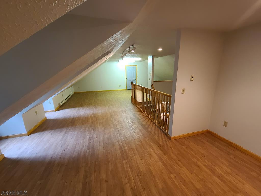 Glendale Yearound - Residential