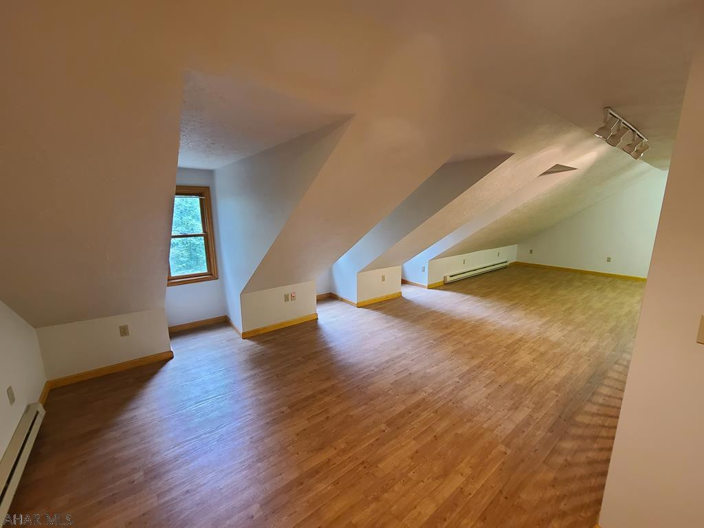 Glendale Yearound - Residential