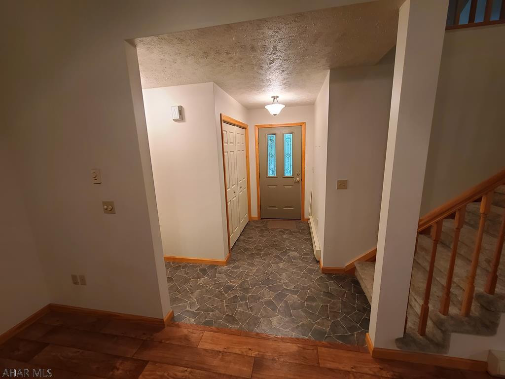 Glendale Yearound - Residential