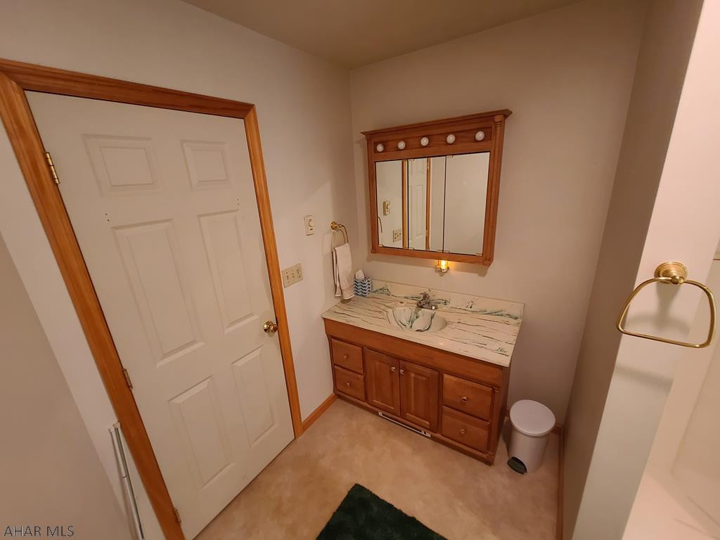 Glendale Yearound - Residential