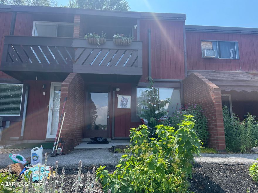 This townhome has been extensively renovated. Updated, kitchen, bathroom, flooring.