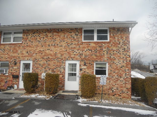 Maple Hollow - Residential