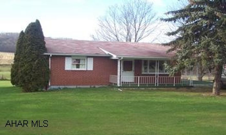 Ranch Excellent Starter Home or Retirement -1 Story Brick on 1 Acre.  Bedford County Kimmel Township