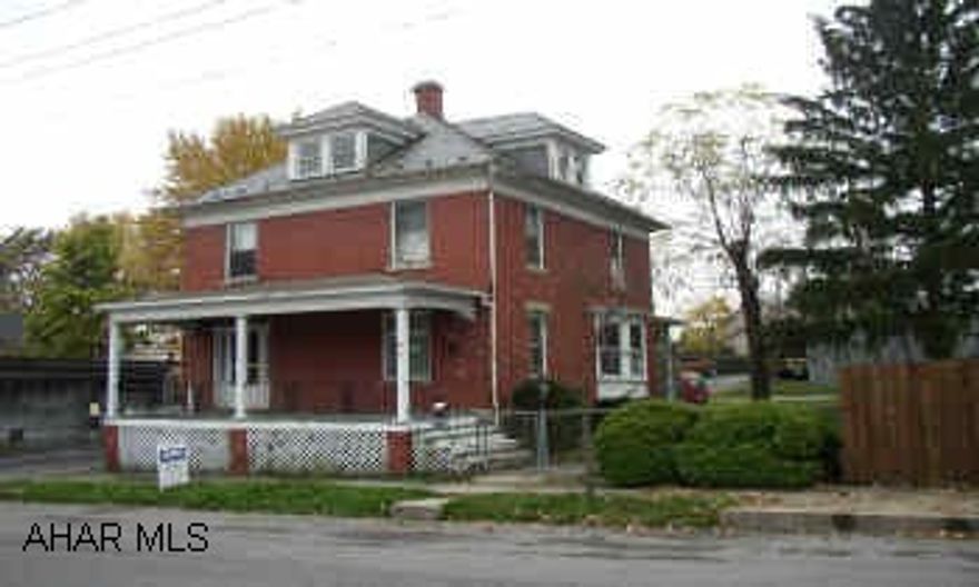 GREAT BOROUGH LOCATION, FENCED YARD, 1ST FLR LAUDNRY, CENTRAL VAC, AND NEW VINYL & CARPET.