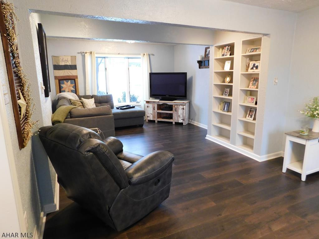 Pleasant Valley - Residential