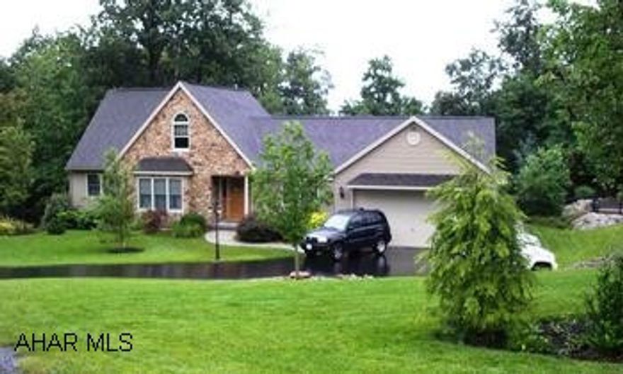 REDUCED! IN A SPACTACULAR ARRAY OF SUPER HOMES THIS POSITIVELY DELIGHTFUL 5+ BR, 4.5 BA, HOME IS IN A QUIET CUL-DE-SAC WITH THE FINEST HEATED POOL AROUND!  1ST FLOOR MASTER BR SUITE WITH 2 OTHER BR'S, 2 BR'S ON 2ND WITH FULL BATH & LOFT, FR & POSS. BR IN LOWER LEVEL W/ FULL BATH.  HAS HOT TUB, WATERFALL, CUSTOM SLIDE, PLAY AREAS, CAMPFIRE SPOT. GREAT FOR ENTERTAINMENTING! TWO:  2 CAR INTEGRAL GARAGES, A WORKSHOP AREA, 2 FIREPLACES, CENTRAL AIR, GOOD STORAGE AREAS, AND QUALITY APPLIANCES.  MUST SEE - DEFINITELY LARGER THAN IT LOOKS!  *UPDATED POOL HEATER; UPDATED WELL PUMP DONE 2009.  A FANTASTIC VALUE! $454,900.00