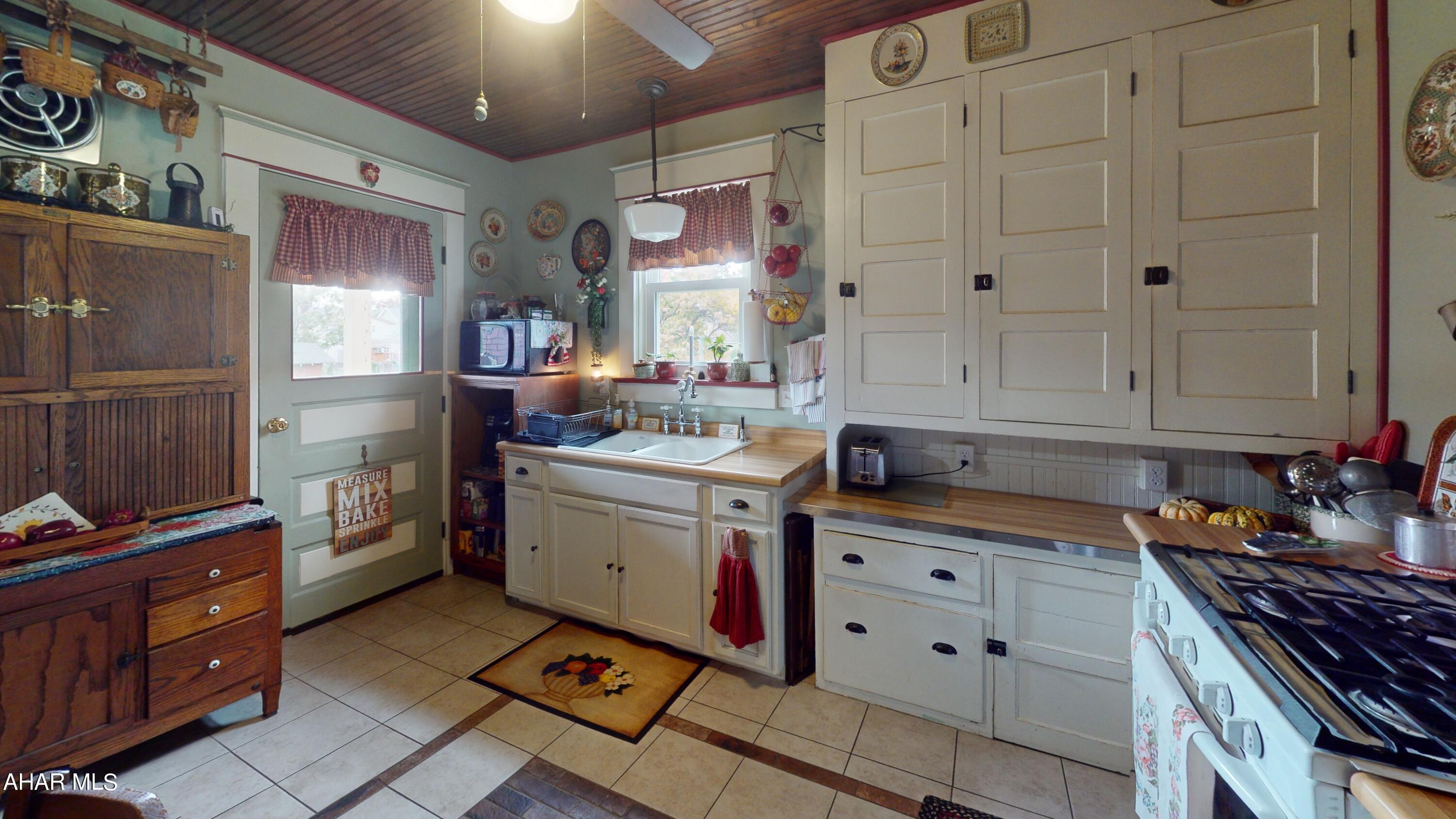 Hollidaysburg - Residential