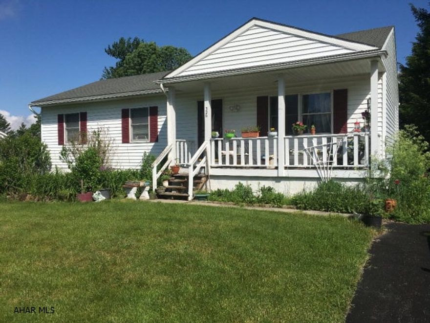 Lovely 3 bedroom, one story, nice lot.     House is very well maintained...Full unfinished basement that could easily be done to a great family room.  Irregular lot