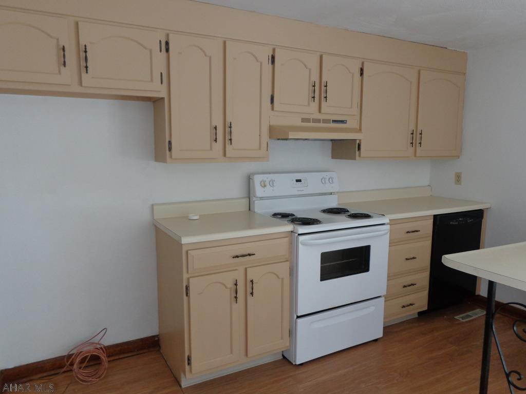 Maple Hollow - Residential