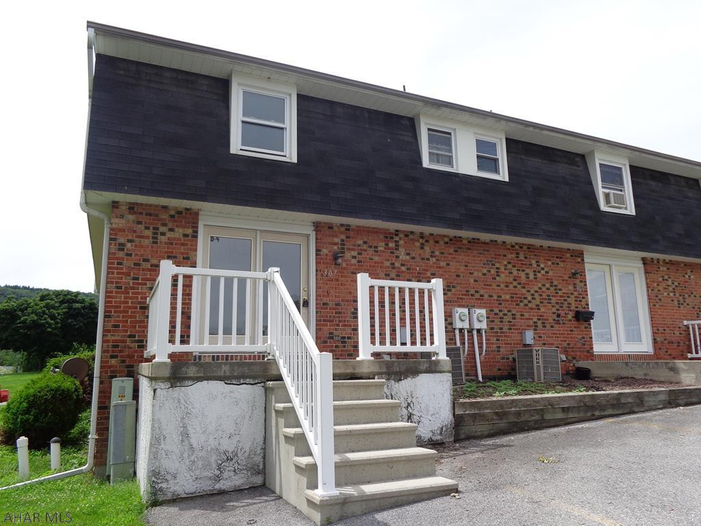 Maple Hollow - Residential