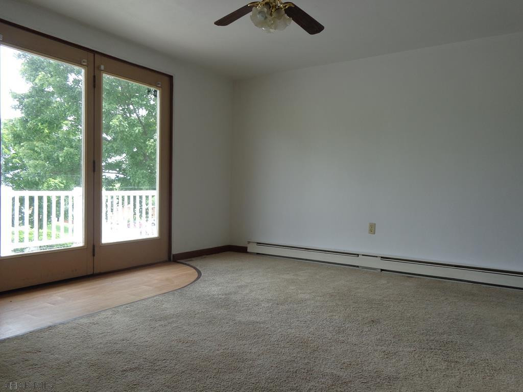 Maple Hollow - Residential