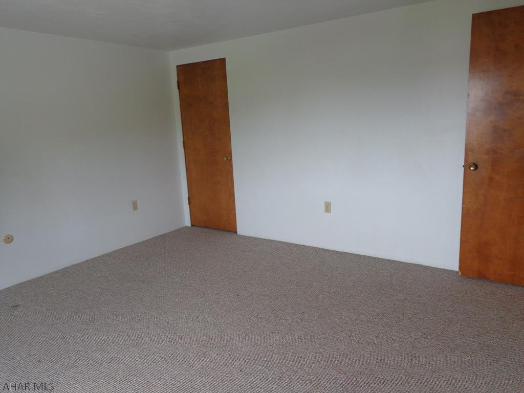 Maple Hollow - Residential