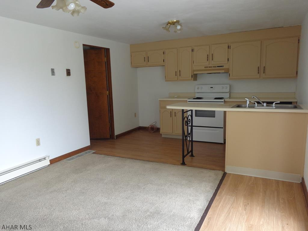 Maple Hollow - Residential