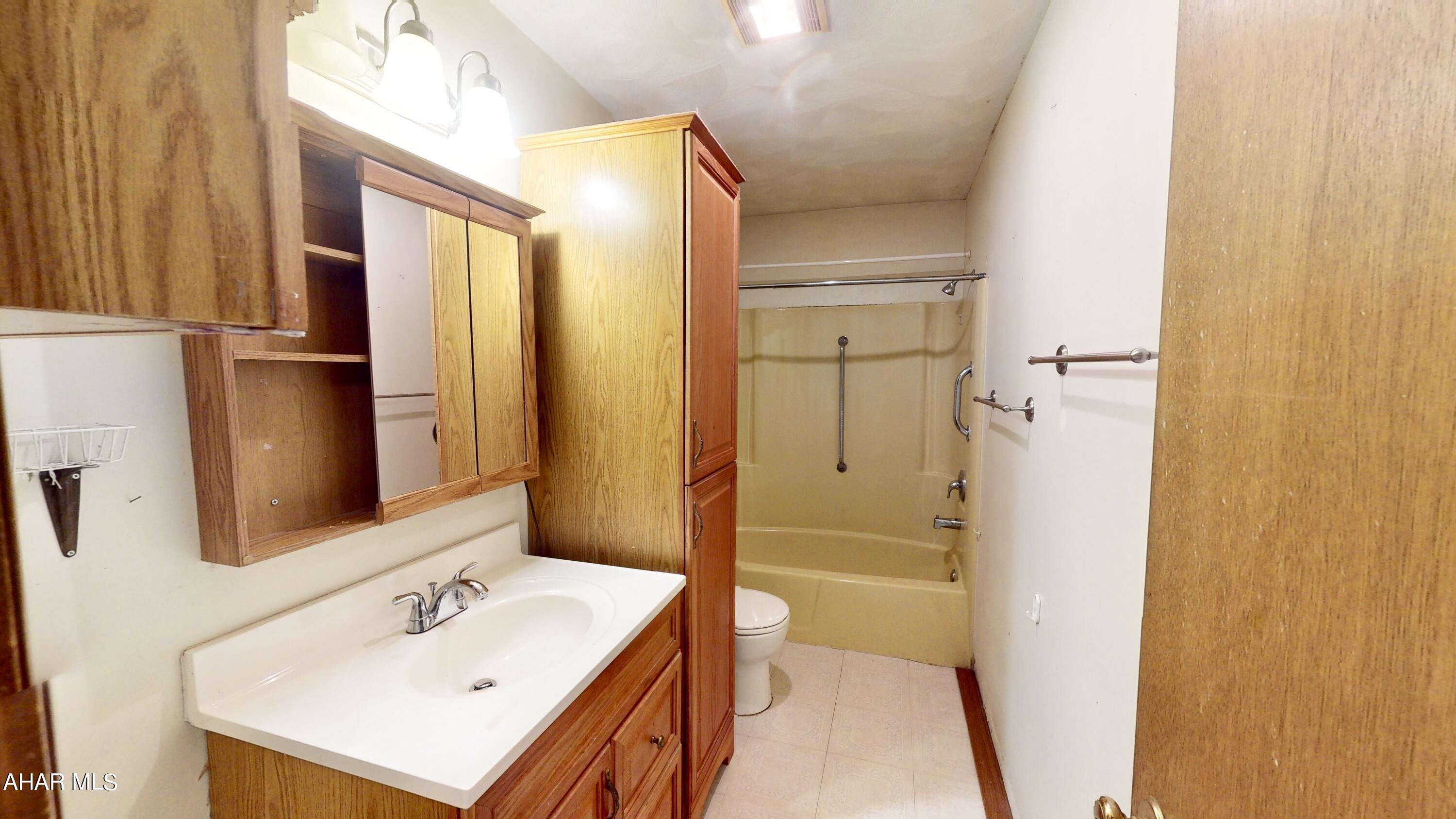 Unknown - Residential