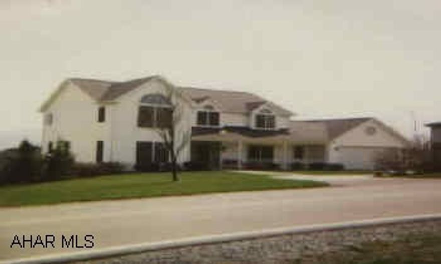 BUILT 1994. 4 CAR GARAGE. WIRED FOR SECURITY & SOUND. OUTISDE SPA. 9' CEILINGS ON FIRST FLOOR. CIRCULAR CONCRETE DRIVEWAY. 2 FIREPLACES. INVISIBLE FENCE. SPECIAL LIGHTING. 2 HOUR NOTICE IF POSSIBLE.