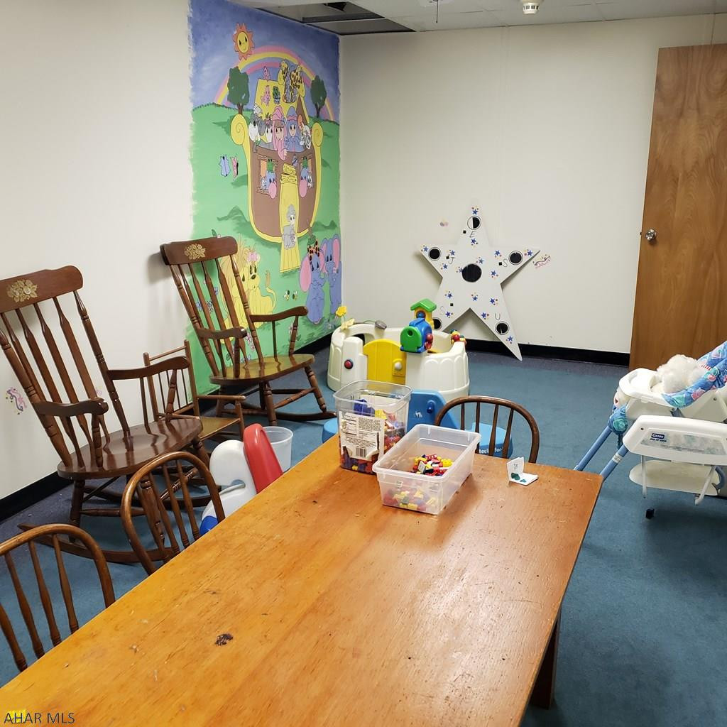 Unknown - Commercial Sale